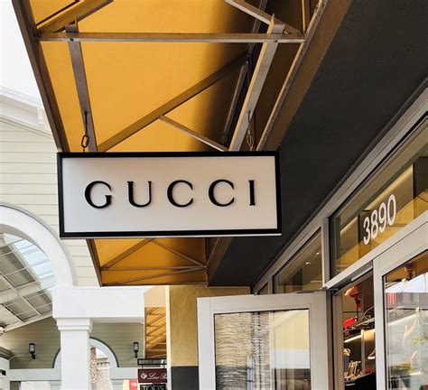 Outlet store: Gucci, Livermore Premium 